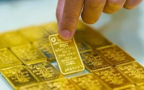 Giá vàng trong nước tăng nhẹ, vàng SJC vẫn dưới mốc 160 triệu đồng/lượng chiều mua
