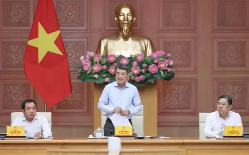 Thủ tướng Lê Minh Hưng: Hà Nội phải tiên phong phát triển nhà ở cho thuê, ngăn chặn đầu cơ chính sách