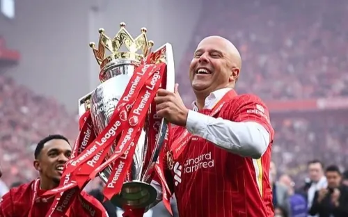 Liverpool chia tay Arne Slot sau mùa giải thất vọng, ráo riết tìm thuyền trưởng mới