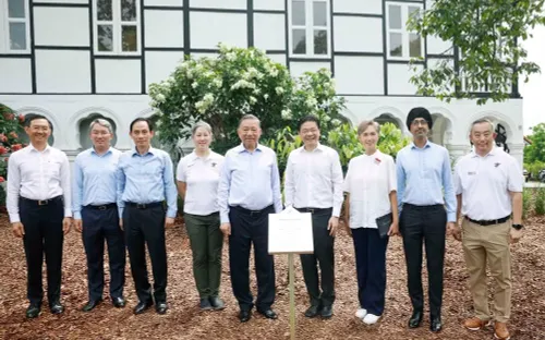 Tổng Bí thư, Chủ tịch nước Tô Lâm tham dự Lễ trồng cây tại Vườn Bách thảo Singapore