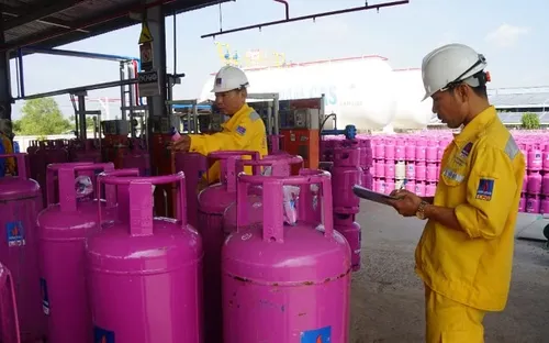 Tăng 5.000 đồng/bình 12kg, giá gas tiếp tục giữ mức cao kỷ lục
