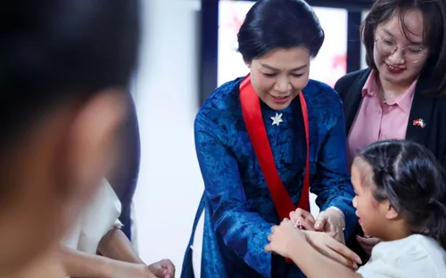 Phu nhân Ngô Phương Ly lan tỏa thông điệp nhân ái và kết nối văn hóa Việt Nam - Philippines
