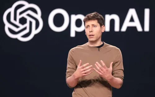 Sam Altman: Doanh nghiệp ứng dụng AI mạnh thường tuyển thêm người thay vì cắt giảm nhân sự