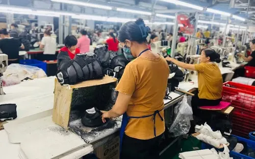 Tháo gỡ rào cản, mở rộng không gian phát triển cho kinh tế tư nhân