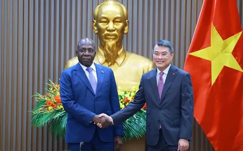 Thủ tướng Chính phủ Lê Minh Hưng đề nghị thúc đẩy hợp tác toàn diện giữa Việt Nam và Angola
