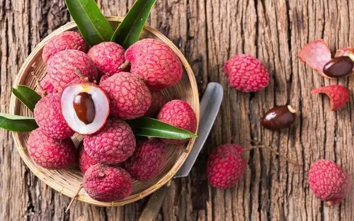 Ăn quá nhiều vải có ảnh hưởng đến sức khỏe thận hay không?