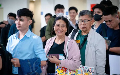 Giảm 15% giá vé máy bay cho người cao tuổi
