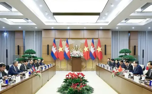 Việt Nam - Campuchia tăng cường hợp tác nghị viện, hướng tới mục tiêu thương mại 20 tỷ USD