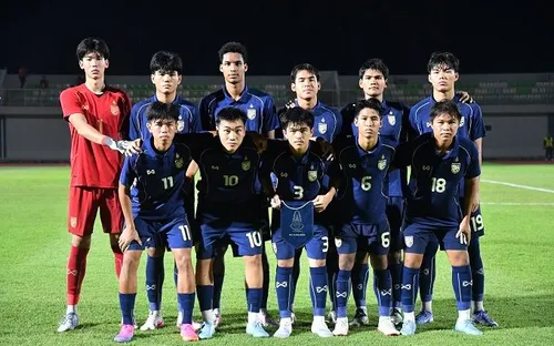 U19 Việt Nam rộng cửa vào bán kết sau chiến thắng kịch tính của U19 Thái Lan