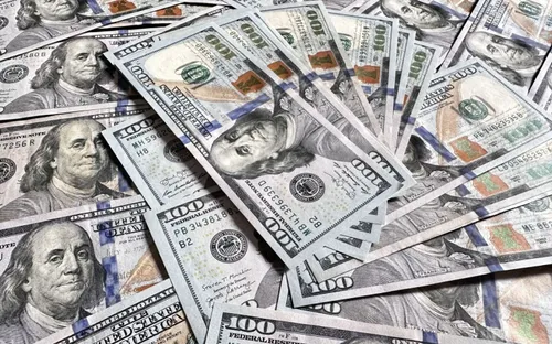 USD trong ngân hàng tăng nhẹ, thị trường tự do giảm ngược chiều trong bối cảnh chờ dữ liệu lạm phát Mỹ