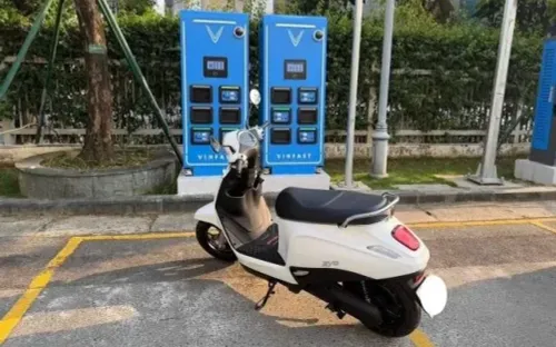 Nắng nóng 37 độ C có làm hỏng pin xe máy điện?