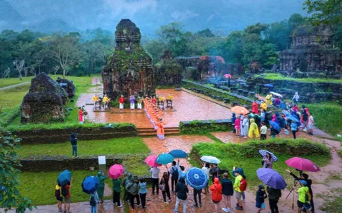 Bảo tồn văn hóa trong phát triển du lịch bền vững