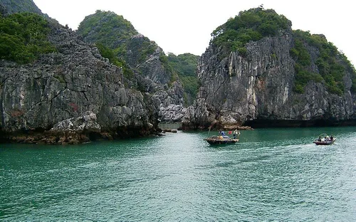 Chuyển đổi số và hành trình di sản: Tương lai của du lịch Việt