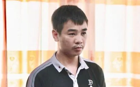 Say rượu vào trụ sở công an xã gây rối, người đàn ông ở Sơn La bị bắt tạm giam