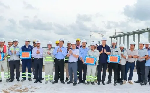 Cầu Đại Ngãi 1 nỗ lực vượt tiến độ, phấn đấu thông tuyến trong năm 2027