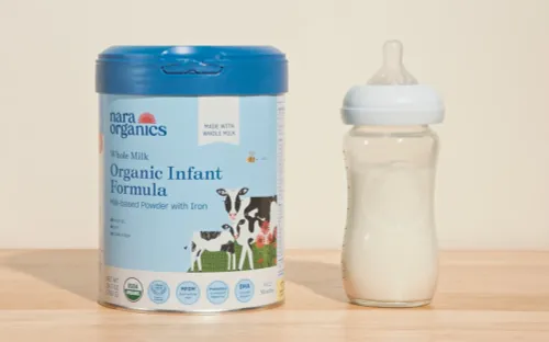 Mỹ điều tra khẩn vụ 3 trẻ sơ sinh ngộ độc Botulism, thu hồi toàn bộ sữa Nara Organics