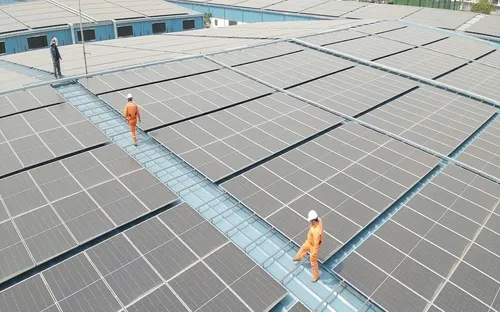 Điện mặt trời mái nhà và BESS: Lời giải khả thi cho nguồn điện tại chỗ