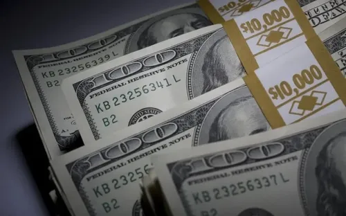 Tỷ giá USD hôm nay (19-6): Đồng USD chạm mức cao nhất trong vòng một năm