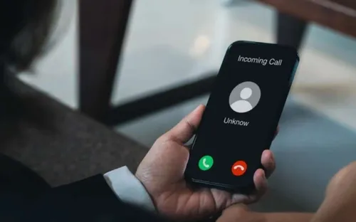“Thế hệ sợ nghe điện thoại”: Khi cuộc gọi trở thành áp lực trong thời đại số