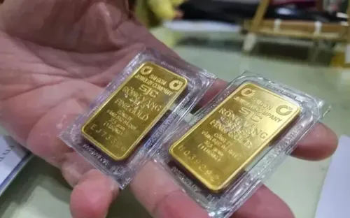 Giá vàng trong nước nhích tăng, người mua vẫn chịu khoản lỗ đáng kể