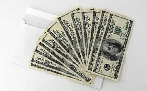 USD trong nước tiếp tục đi lên, đồng bạc xanh giữ đỉnh cao nhất một năm
