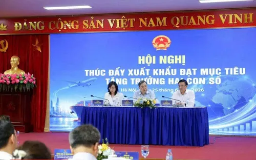 Xuất khẩu tăng tốc, điện tử dẫn dắt tăng trưởng