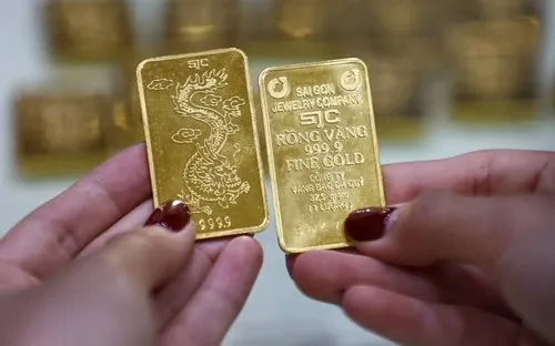 Vàng trong nước mất tới 1,5 triệu đồng/lượng, giá thế giới rơi xuống đáy hơn 7 tháng