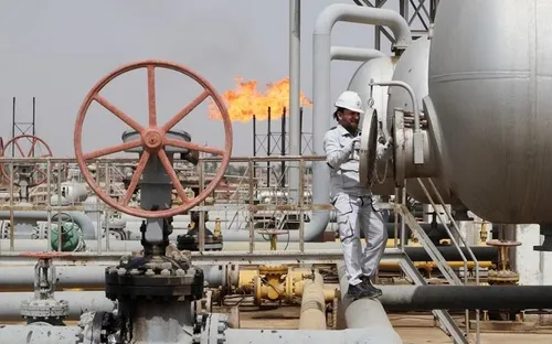Giá xăng dầu hôm nay (26-6): Giá dầu tăng hơn 2% sau vụ tàu hàng bị tấn công gần Oman