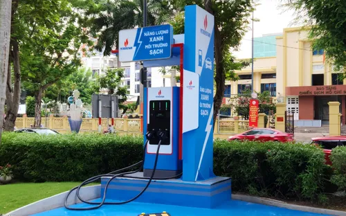 Nhiều người hối hận vì chuyển sang xe điện quá muộn: Khi “cuộc đua xanh” đã đi trước một bước