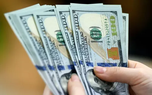 Giá USD tại ngân hàng hạ chiều mua, chiều bán vẫn neo ở mức cao nhất