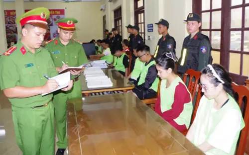 Triệt phá đường dây lừa đảo xuyên quốc gia, giả danh công an và ngân hàng chiếm đoạt hơn 250 tỷ đồng