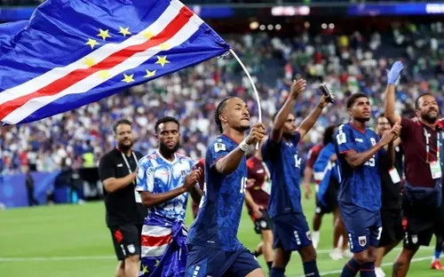Cape Verde viết nên lịch sử, giành vé vào vòng 1/16 World Cup 2026