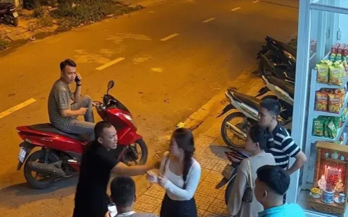 Công an làm rõ vụ cô gái bị người đàn ông lạ tấn công trước quán karaoke ở Ninh Bình