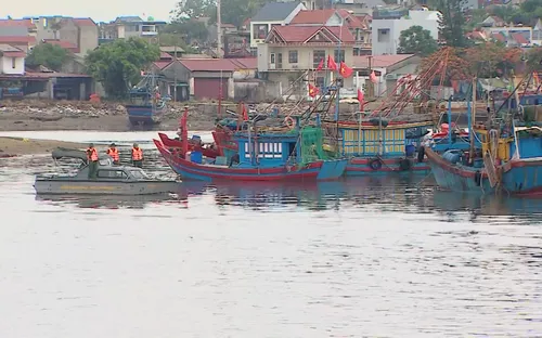 Thanh Hoá: Khẩn trương kêu gọi tàu thuyền vào nơi tránh trú an toàn