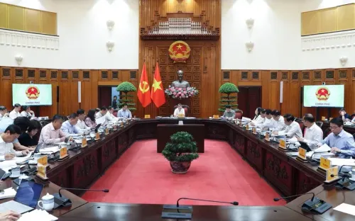 Thủ tướng Lê Minh Hưng: Mở rộng giao nhiệm vụ phát triển công nghệ chiến lược cho doanh nghiệp, trường đại học