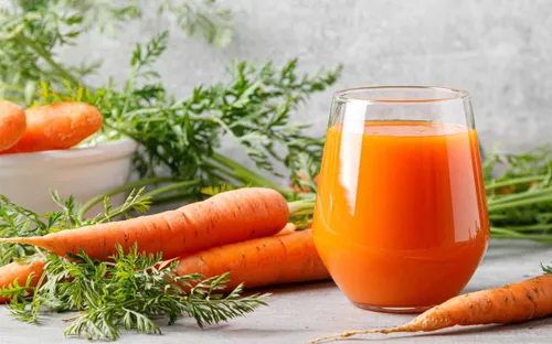 Nước ép cà rốt: Thức uống giúp làm đẹp da và hỗ trợ tăng cường sức khỏe não bộ