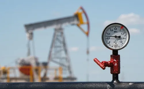 Giá xăng dầu hôm nay (5-7): Giá dầu thế giới chờ tín hiệu từ Mỹ và Iran
