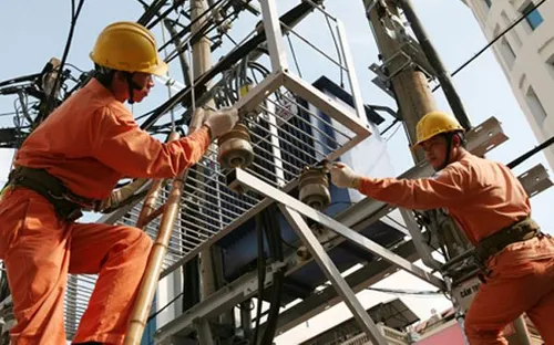 EVN lên phương án bảo đảm điện mùa cao điểm, dự báo nhu cầu tiếp tục tăng mạnh trong tháng 7-8