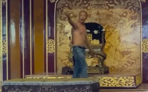 Phá hoại ngai vua triều Nguyễn, người đàn ông ở Huế nhận án 3 năm 6 tháng tù