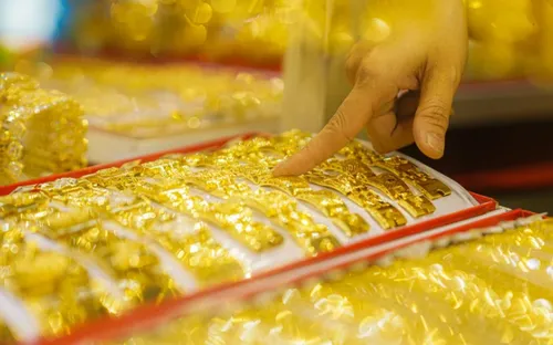 Giá vàng hôm nay (9-7): Tiếp đà giảm