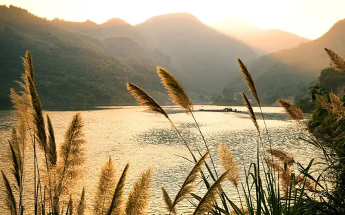 Đà Bắc: Điểm đến lý tưởng cho du lịch nghỉ dưỡng sinh thái giữa núi rừng Tây Bắc