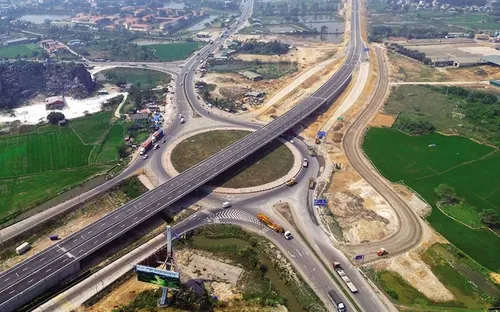 TP.Hồ Chí Minh phát động cao điểm 150 ngày đêm hoàn thành trước hạn chỉ tiêu phát triển kinh tế