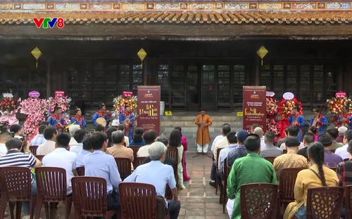 Triển lãm "Di sản vàng son - Tinh hoa hội tụ"
