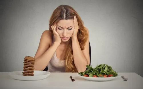 Vì sao trời nắng nóng khiến nhiều người chán ăn?