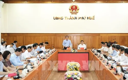 Phó Thủ tướng Lê Tiến Châu làm việc tại Huế về mục tiêu tăng trưởng