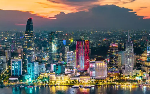 Từ thu nhập trung bình cao tới thu nhập cao: Cột mốc mới của Việt Nam