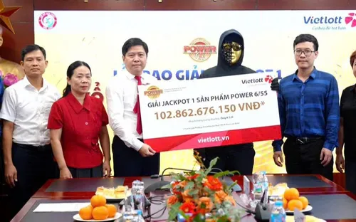 Chuyên gia Hàn Quốc làm việc tại Bắc Ninh trúng Jackpot Vietlott hơn 102 tỷ đồng