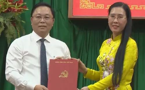 HĐND thành phố Huế bầu tín nhiệm Chủ tịch UBND TP. Huế - Đồng chí Lê Trí Thanh, Phó Bí thư Thành ủy Huế đạt tỷ lệ nhất trí cao
