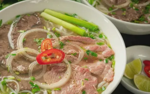 Phở Việt Nam: Hành trình từ ẩm thực đến di sản vươn tầm thế giới