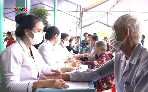 Đà Nẵng: Chăm sóc sức khỏe cho người dân vùng biển đảo